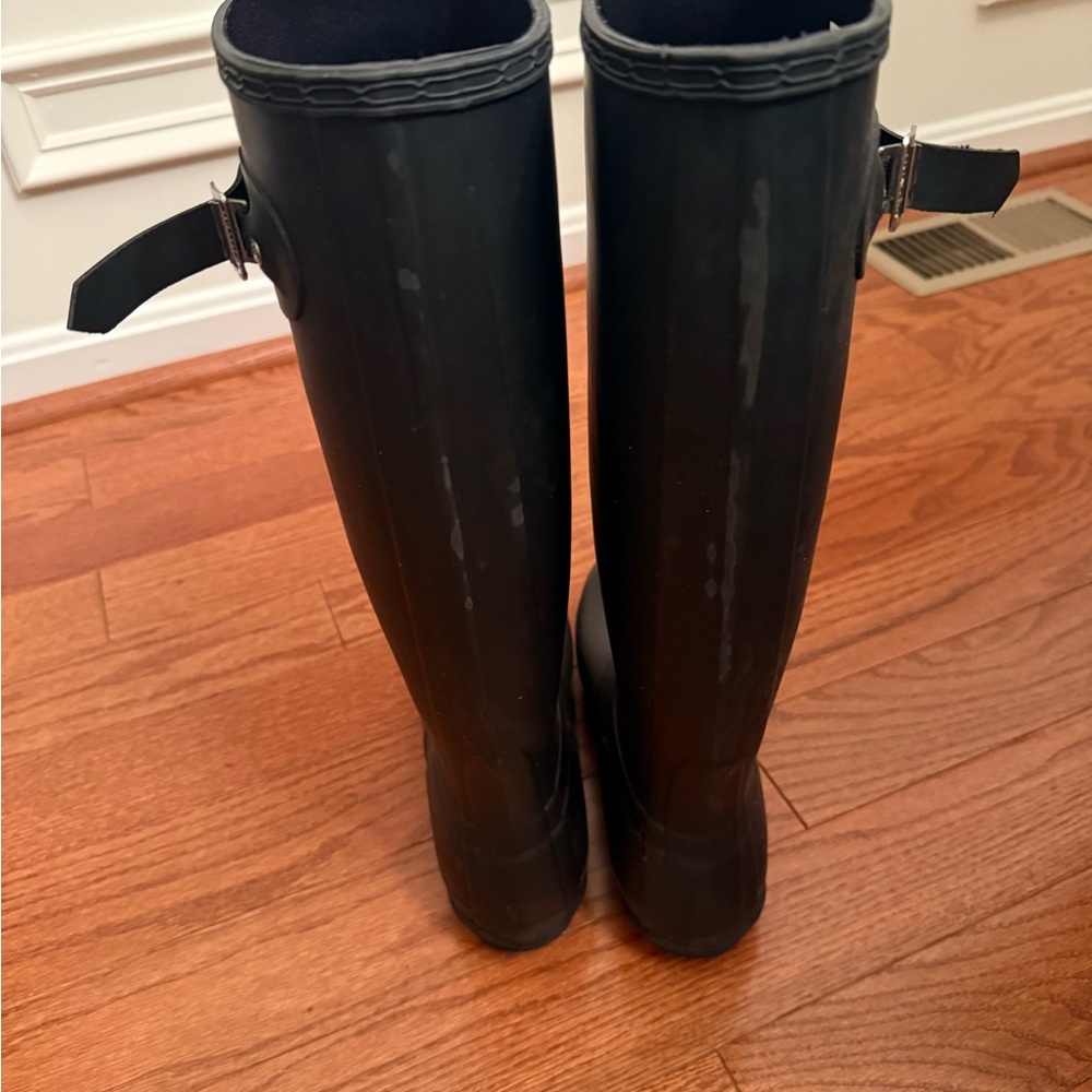 Hunter Classic Black Rain Boots - Picture 2 of 4
